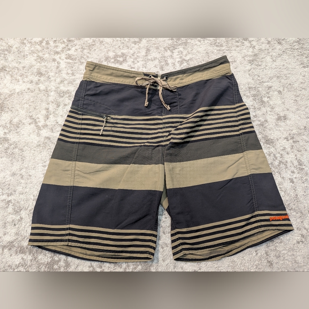 Patagonia Men's Printed Wavefarer® Board Shorts 19"" Surf Vacation Swim Size 32